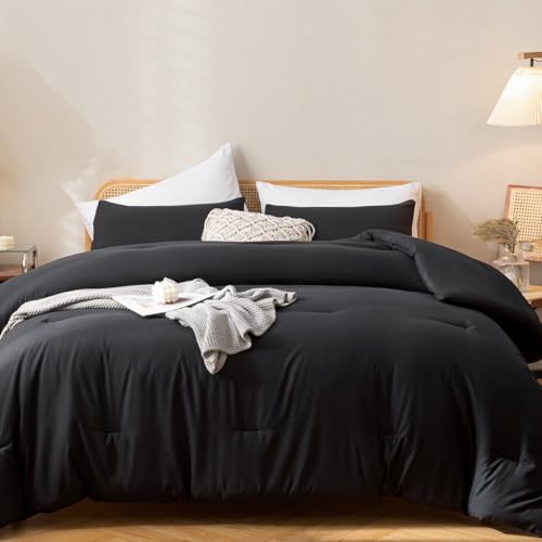 Image of ROSGONIA Oversized King Comforter 120x120, 3pcs Super King Comforter (1 Black Comforter & 2 Pillowcases) Lightweight Warm Bedding Set Blanket Quilt