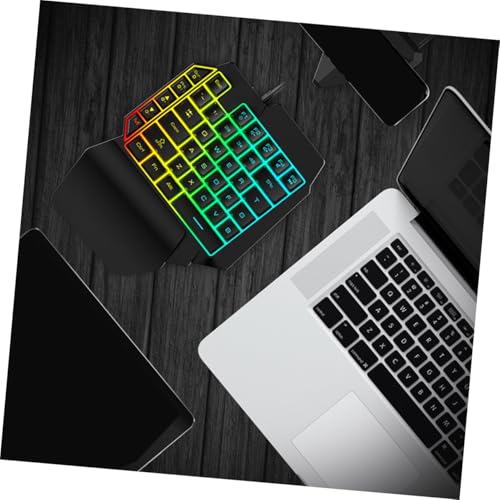 Clavier gamer main pour jeux à domicile configuration épurée - 7