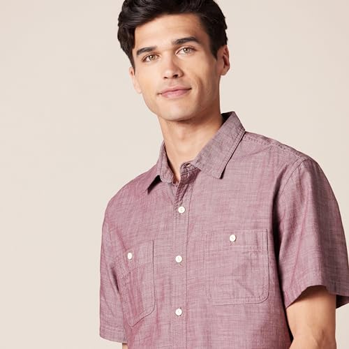 Image of Amazon Essentials Men's Regular-Fit Short-Sleeve Button-Down Chambray Shirt