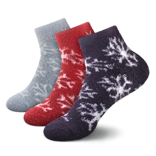 Image of BambooMN Women's Feather Yarn Super Soft Ankle Socks - Assorted Colors - 3 Pairs