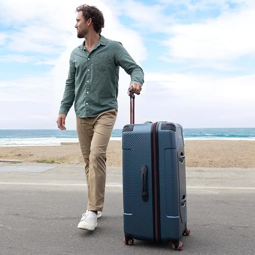 Image of Traveler's Choice Maxporter II Polycarbonate Hardside Trunk with Spinner Wheels, Navy, 28-Inch Medium Trunk