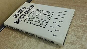 Hardcover The Year of Miracle and Grief (English and Russian Edition) Book