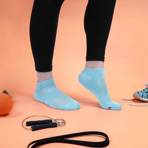 Image of BambooMN Men and Women's Rayon from Bamboo Low Cut Ankle Socks for Sports, Work and Everyday Wear - 4 Pairs - Unisex Sizing