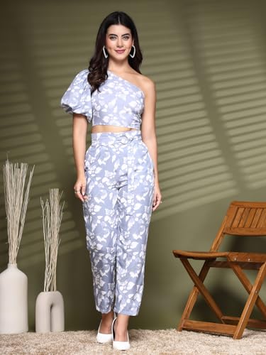 Image of OOMPH! Crepe Cropped Pants for Women