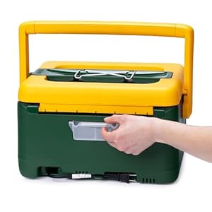 Presto 06019 8 Quart Nomad Traveling Slow Cooker Locking Lid Dry Erase Board GreenGold