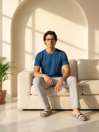 Image of Park Avenue Men Regular Fit Solid Pattern Pure Cotton Round Neck T-Shirt