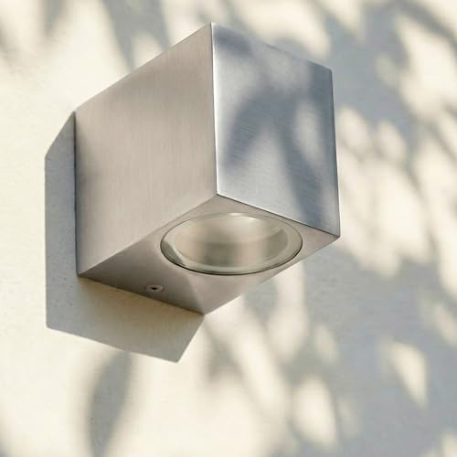 max K O M F O R T Außenwandleuchte Silber mit 1x GU10 Fassung – IP54 Downlight für Balkon, Terrasse & Fassade – Lichtausrichtung nach unten – Aluminium in Edelstahloptik