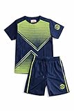 2 pièces : t-shirt de sport pour enfant à manches courtes bicolore avec symbole sur la manche et col recouvert sur la partie intérieure évitant les frottements. Short avec poches, taille élastique et cordon de serrage intérieur pour un ajustement optimal.