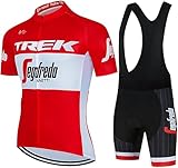Maillot à manches courtes de l'équipementier officiel dans le design actuel de l'équipe. L'équipement classique et le tissu léger et respirant font de ce maillot un partenaire d'entraînement solide