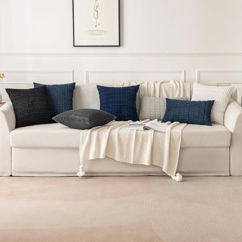 Cojines decorativos para sofá que transforman el salón este invierno 5