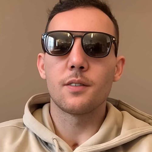 LA VIE LUI A PRIS SA COPINE, SON AMI ET LA VUE