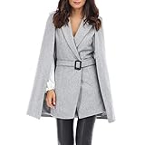 Manteau cape court et léger.Modèle avec deux boutons et une ceinture à boucle amovible.Doté d'une doublure intérieure satinée. Longueur : 85 cm.Information :  Le mannequin mesure 1m69 et porte une taille S.Composition : 100% polyester.