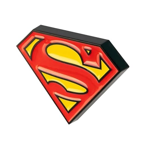 Abridor cerveza Iman Superman - Abrebotellas Magnético Metálico│ Regalos originales para hombre Geek, Acccesorios Frikis para nevera | Ya disponible en tu tienda friki favorita! En mundofriki.es!