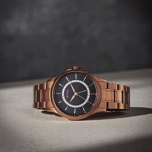 Image of Titan Karishma Quartz Analog with Date Black Dial Stainless Steel Strap Watch for Men