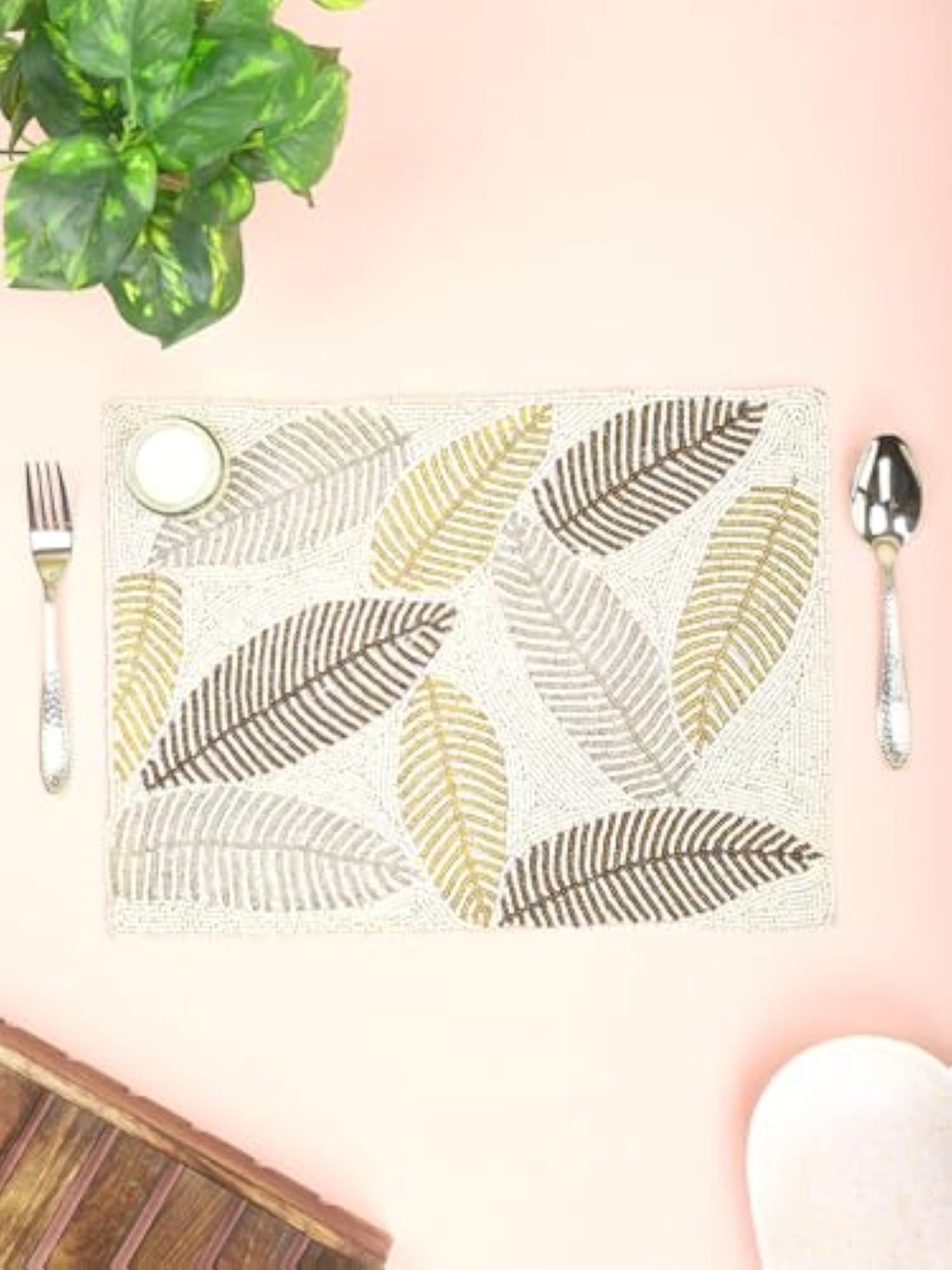 Beaded Design Polyester Placemat, 14 Inch