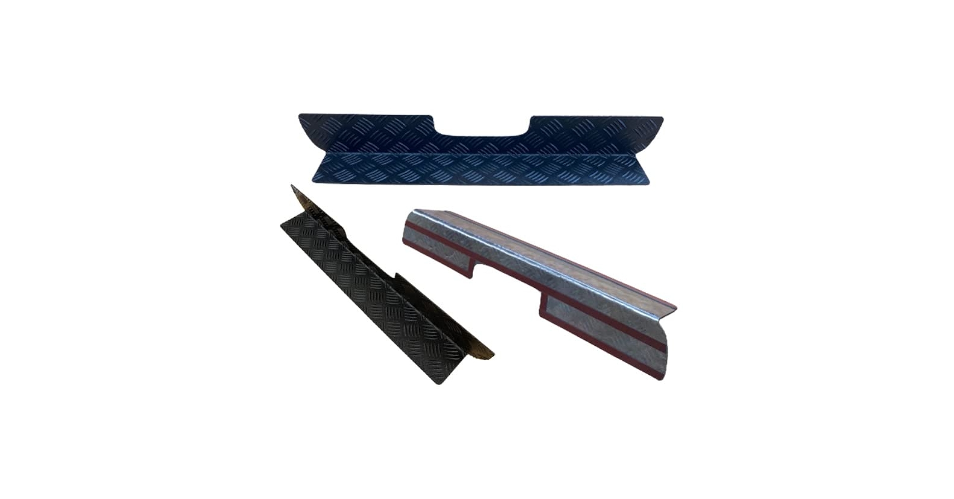 ハイエース◎アルミバンパーステップ◎トヨタ◎TOYOTA◎縞板アルミリアバンパー 楽天市場】アルミ縞板カスタムステップ ハイエース・リア