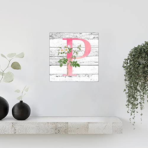Lettres de l'alphabet en bois monogramme P rustique 30cm
