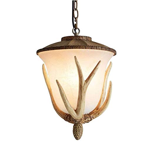 Chandelier rustique résine pour remplacer les luminaires froids et sans charme