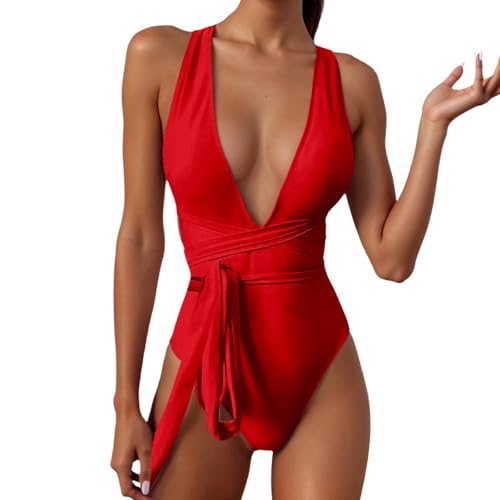 Traje de baño de un solo hombro para estilizar la figura en tus vacaciones