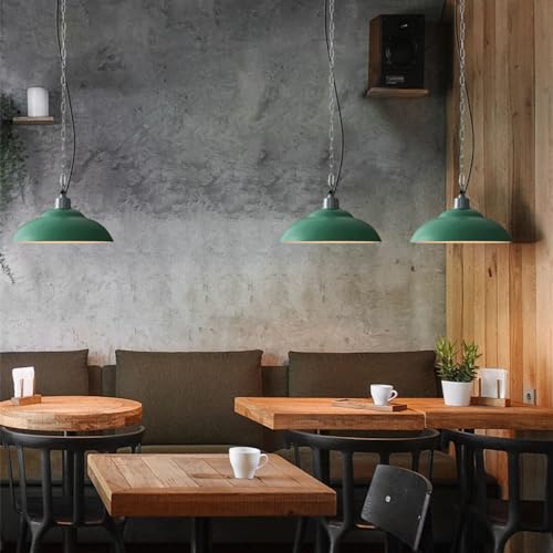 Lustre de style industriel nordique et sa suspension design en fer
