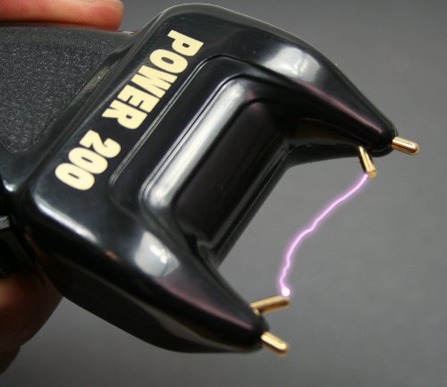 PTB Elektroschocker 200.000 Volt inkl. Batterie & Pfefferspray (Tierabwehr)