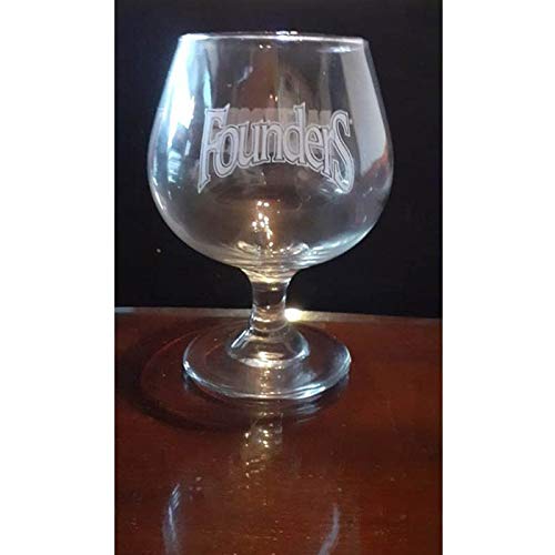 Kit de Cervejas Belgas com Taça Founders Backwoods