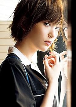 在庫SALE】本田翼さん掲載ページ（約A3サイズ）#5262 Amazon.co.jp: 本田翼