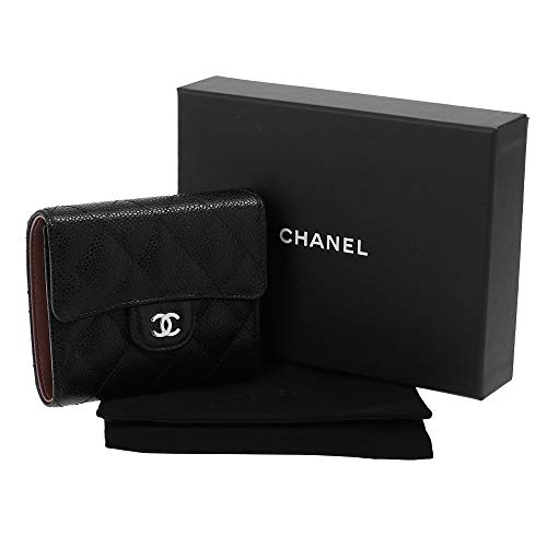 CHANEL『クラシックスモールフラップウォレット（AP0231Y01588C3906）』
