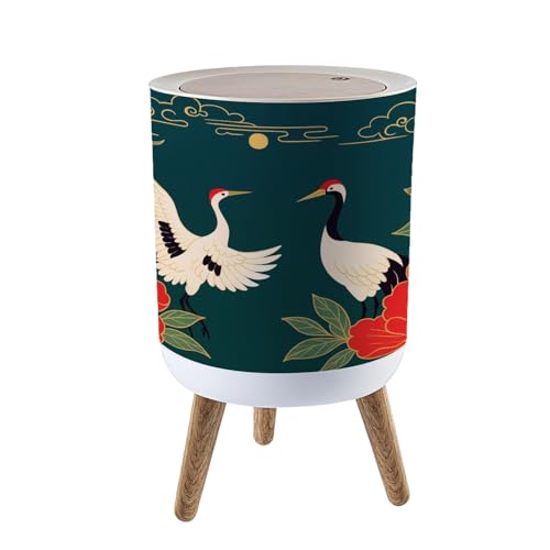 Caneca pequeña con tapa color dorado estilo oriental