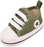 Sapatenis Bebê Bebê Mania Verde Musgo: Conforto e Estilo para os Primeiros Passos, Design Moderno e Casual, Garantindo Segurança, Mobilidade e Praticidade para o Bebê em Qualquer Ocasião
