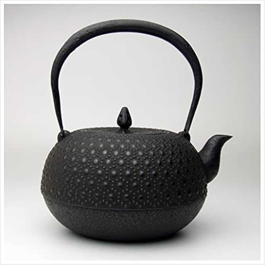 Amazon | 布団型 亀甲 1.6L くんざん 薫山 本場盛岡 南部鉄瓶