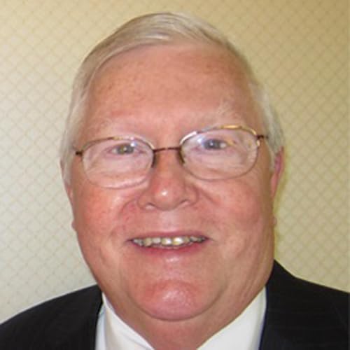 Close Up Radio Spotlights Acclaimed Attorney John Leonard of John S. Leonard Law copertina