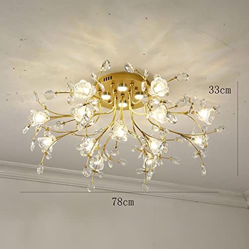 Plafonnier cristal compact pour illuminer les plafonds bas avec élégance