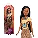 Produktbild Mattel Disney Prinzessin-Spielzeug, bewegliche Pocahontas-Modepuppe mit glitzernder Kleidung und Accessoires, inspiriert vom Disney-Film, Geschenk für Kinder, HLW07