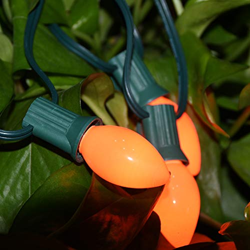 Goothy 25 Pack C7 Halloween Replacement Light Bulbs, Orange Ceramic Christmas Lights For Halloween Outdoor Patio Indoor Xmas String Lights, C7/E12 Candelabra Base, 5 Watt, Orange #TOP6