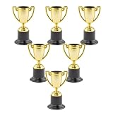 Baker Ross, goldfarbene Trophäen, P670, 6 Stück, für Kinder / Weihnachtsstrumpffüller / Preise / Spiele