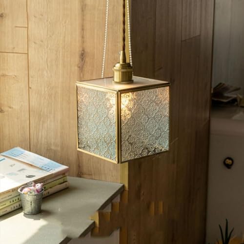 Suspension verre carré pour illuminer votre table à manger