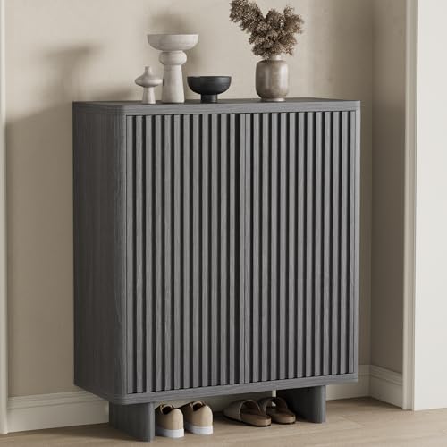 Garvee 31.6 Inch Shoe Cabinet with Fluted Door, 5-Tier Storage with 4 Adjustable Shelves, Rustic Entryway Shoe Bench for Hallway & Foyer, Grey, 31.6"