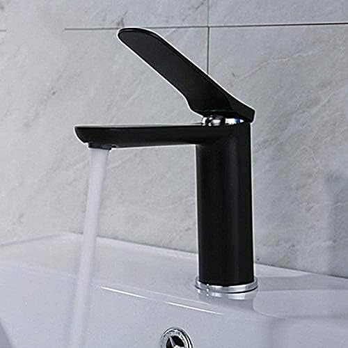 Robinet de lavabo noir pour transformer votre salle de bains en spa contemporain