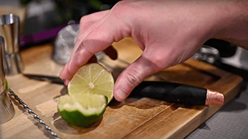 Glorious gin tour: learn & make the best London cocktails with gin experts - Thumbnail 3