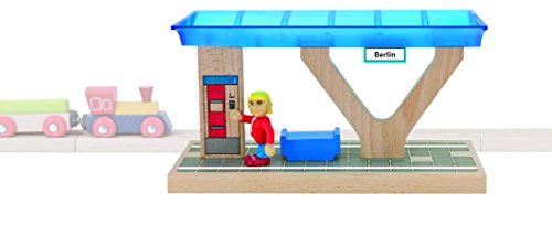 Eichhorn 100001505 - Bahnsteig 8x20x10cm, mit Hinweistafel, Sitzbank, Figur FSC 100% Zertifiziertes Buchenholz – Bild 3