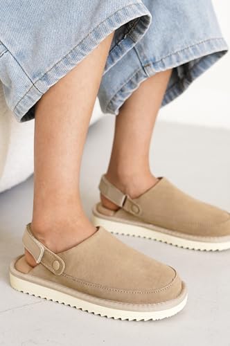 Image of Project Cloud Kids Genuine Leather Clogs with Back Strap (Little Goldstar)