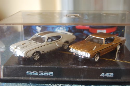 Hotwheels Muscle Cars Oldsmobile 442 & Chevrolet Chevelle 1:64