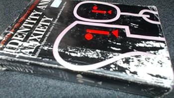 Hardcover Identity and Anxiety: Survival of the Person in Mass Society [German] Book