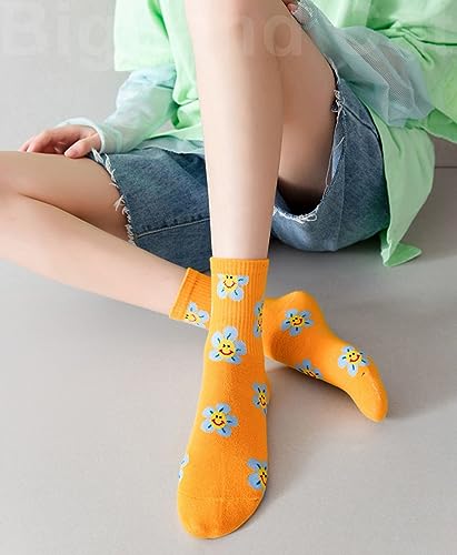 Image of IIG Women's Fashion Cute Cotton Socks Novelty Funny Above Ankle Crew Socks Holiday Gifts for Women 4 /5 Pairs