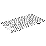Esta rejilla de tamaño moderado también se puede utilizar para enfriar galletas, tartas y pasteles, bandejas y sartenes para hornear, verduras al vapor, etc.