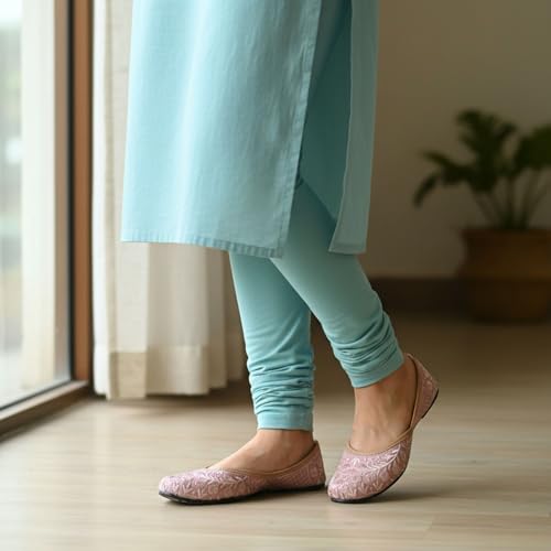 Image of DFR Women's Embroidered Mojari Punjabi Jutti Juti Shoe