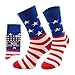 Produktbild CHiLI Lifestyle Socks USA Lustige Socken US Flagge, NYC Geschenksocken witzige Spruch Banderole, nachhaltige Baumwolle, 1 Paar, blau rot 36-40/41-45, Größe:41/45