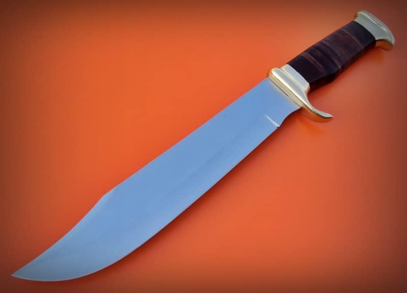 Poshland REG-HKC-134 Cuchillo de caza hecho a mano de acero de alto carbono de 16.6 pulgadas, hermoso mango de hoja de cuero con refuerzo de latón