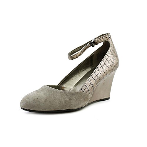 Bandolino Women's Topical Synthetic Dress Pump